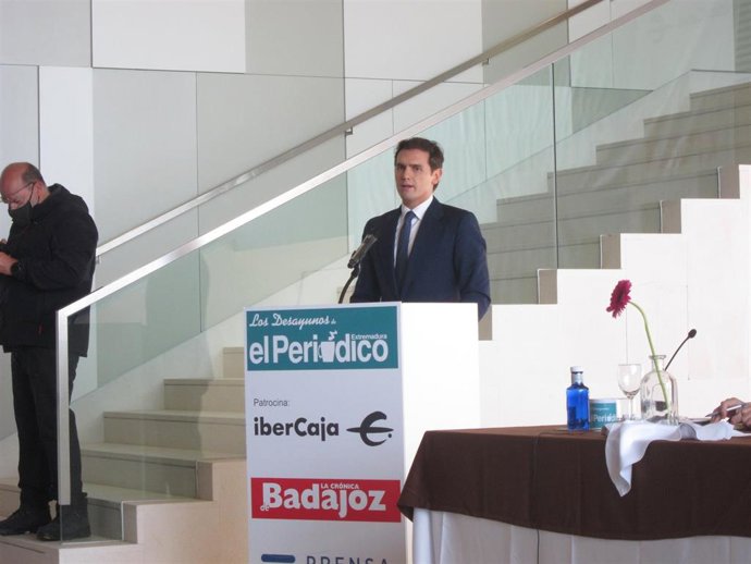 Albert Rivera en un desayuno en Badajoz