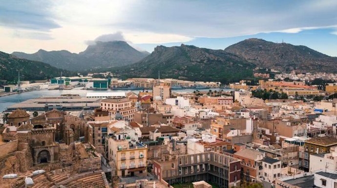 Las reservas para el Puente del Pilar crecen un 21%