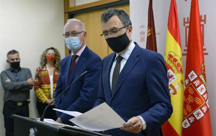 Ballesta, en la constitución de la Comisión de Seguimiento del Convenio entre el Ayuntamiento de Murcia y Murcia Alta Velocidad