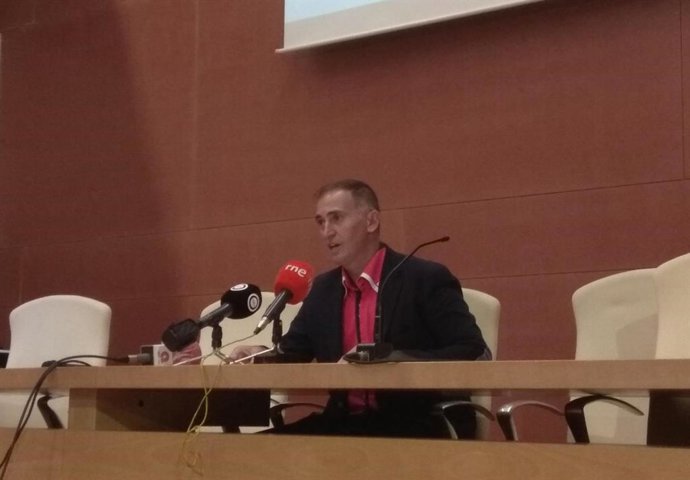 El delegado de Educación de la Junta de Andalucía, Antonio Jiménez