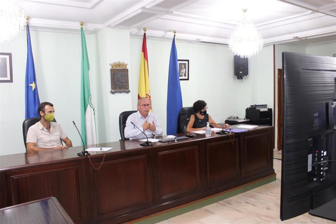 [Sevilla] Esta Nota Sustituye A La Anterior Relativa A La Cesión Del Antiguo Cine Loreto A La Funddatec