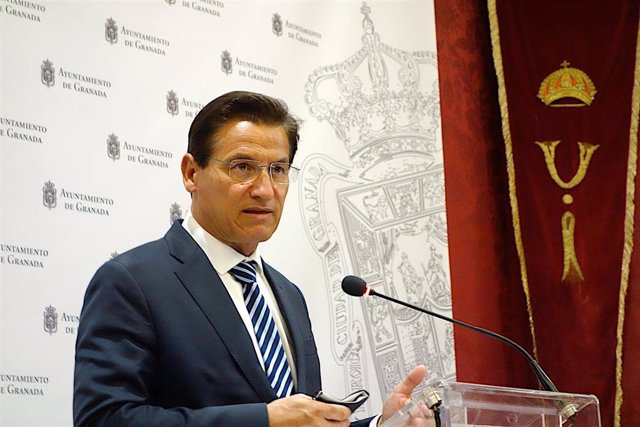 El alcalde de Granada, Luis Salvador
