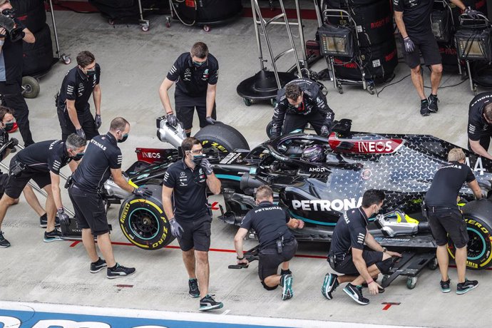 Fórmula 1.- Mercedes confirma un positivo por coronavirus en su equipo