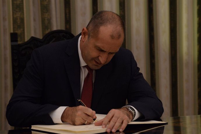 Bulgaria.- El Parlamento de Bulgaria echa por tierra el veto de Radev al uso de 
