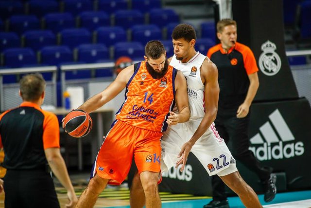 Bojan Dubljevic y Walter Samuel Tavares