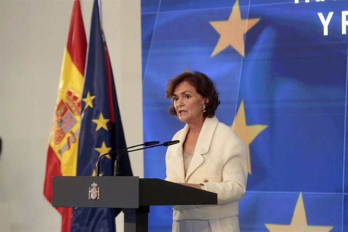 La vicepresidenta primera y ministra de la Presidencia, Relaciones con las Cortes y Memoria Democrática, Carmen Calvo, en una rueda de prensa