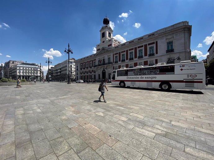 Real Casa de Correos en la Puerta del Sol de la capital.