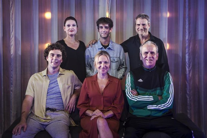 Elenco de la obra de teatro 'El chico de la última fila'