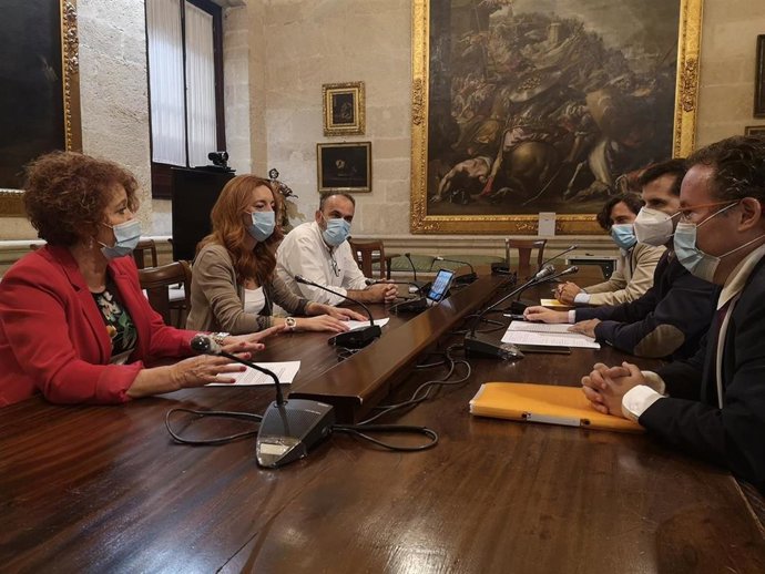 Reunión entrs los socialistas y los ediles de Cs