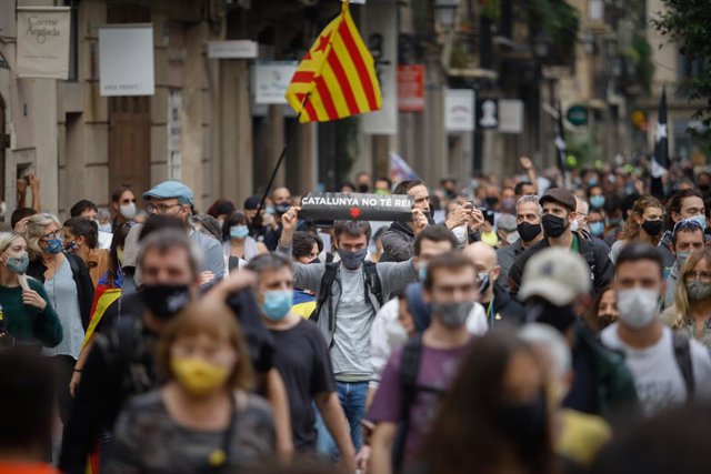 Manifestants independentistes. Barcelona, Catalunya, (Espanya) 9 d'octubre del 2020.