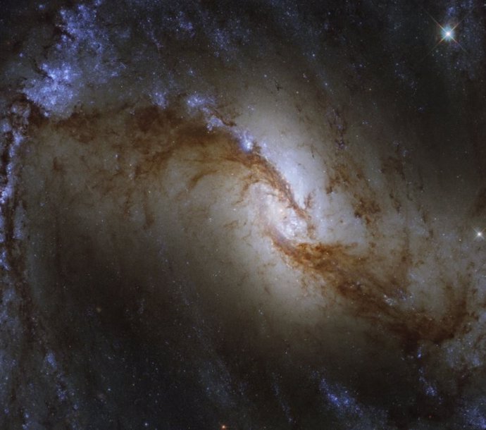 Hubble ve remolinos de estrellas en formación