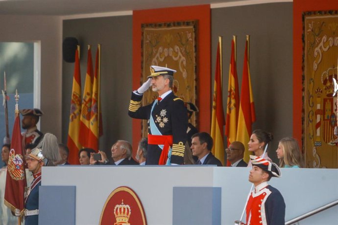 El Rey Felipe VI preside el desfile del Día de la Fiesta Nacional, en Madrid (España) a 12 de octubre de 2019.