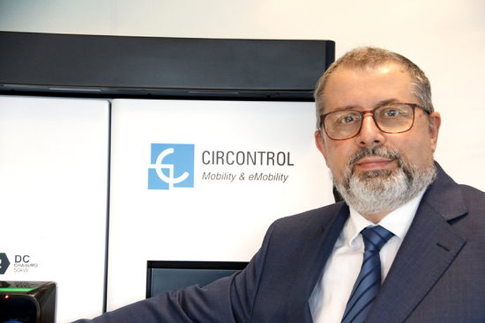 Primer pla del director general de Circontrol, Joan Hinojo, a la seu de l'empresa el 6 d'octubre del 2020. (Horitzontal)