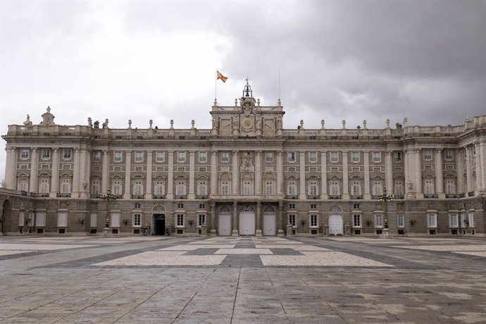 Fachada del Palacio Real.
