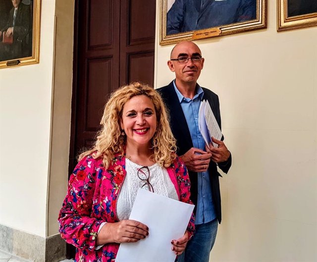 Málaga.- IU rechaza el cierre de Coca Cola en Málaga y muestra su solidaridad co