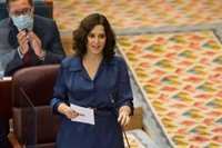 Ayuso asegura que "Madrid no debe estar en alarma" porque "desde hace dos semanas bajan UCIs e ingresos"