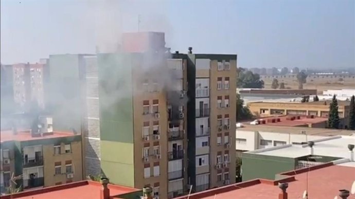 Incendio de vivienda en Dos Hermanas