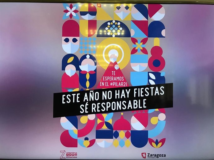 Cartel de las fiestas del Pilar con el lema que informa de sus suspensión por la pandemia de coronavirus