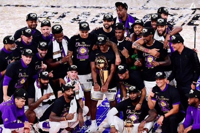 Los Angeles Lakers conquistan su 17º anillo de la NBA