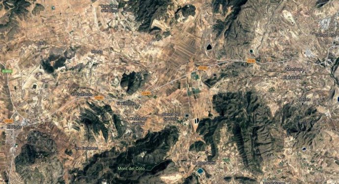 Carretera de Monver a Pinós