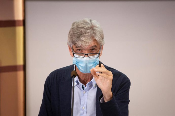 El secretario de Salud Pública de la Generalitat, Josep Maria Argimón, ofrece una rueda de prensa en la Consellería de la Salud para tratar sobre la evolución de la pandemia en la región, en Barcelona, Catalunya (España) a 22 de septiembre de 2020.