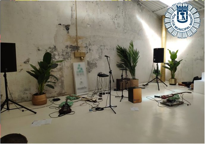 Desalojan en madrileño distrito de Tetúan un concierto no autorizado con 91 personas sin mascarilla y sin guardias distancias