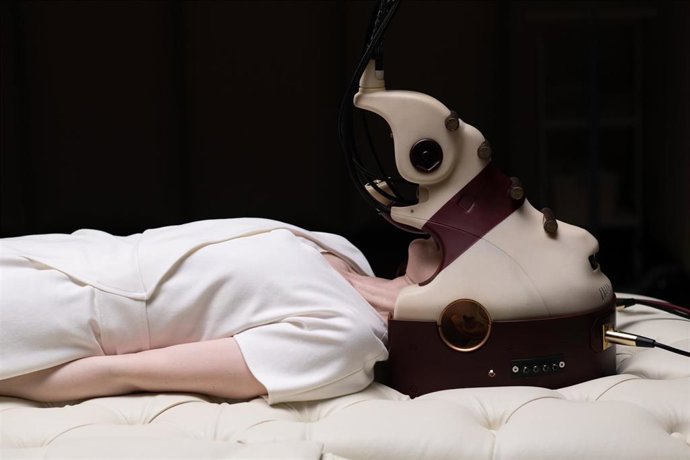 Fotograma de la película 'Possessor' de Brandon Cronenberg