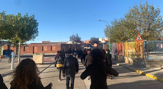 Manifestación en Pedrjas de San Esteban (Valladolid), contra las medidas de confinamiento aplicadas por la Junta de Castilla y León.