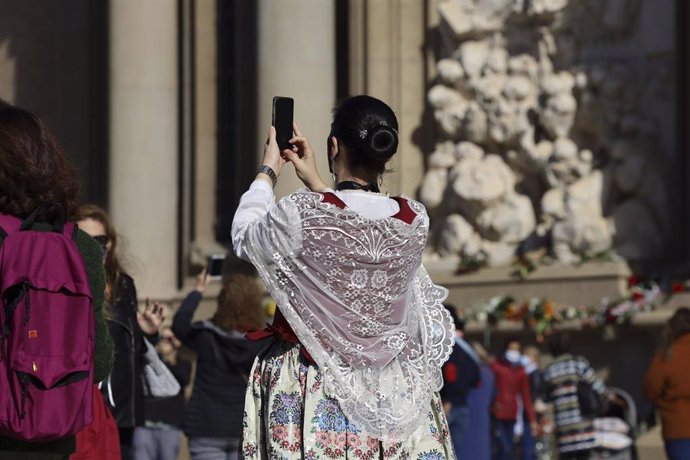 Más de 125.000 personas participan en la Ofrenda de Flores virtual en honor a la Virgen del Pilar.