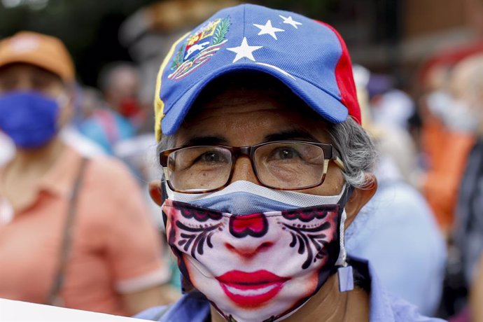 Coronavirus.- Venezuela prorroga un mes más las restricciones a los vuelos por l