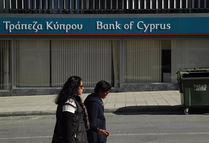 Chipre.- Chipre elimina la oferta de pasaportes a inversores tras un reportaje q