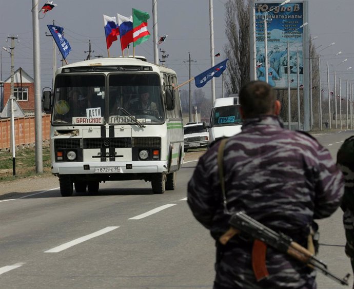 Rusia.- La Policía abate en Chechenia abate a cuatro hombres armados que planeab