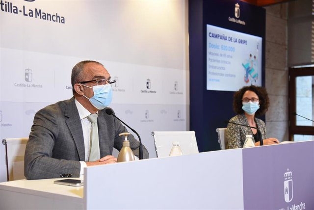 El director general de Salud Pública, Juan Camacho., en rueda de prensa