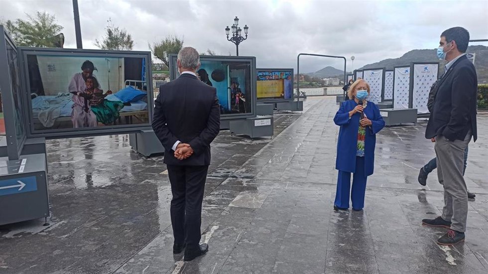 Cristina García-Rodero en la inauguración de su exposición Tierra de sueños en San Sebastián.