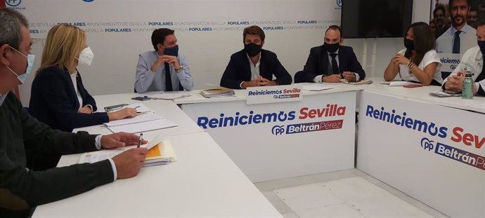 Reunión del Grupo Popular del Ayuntamiento de Sevilla