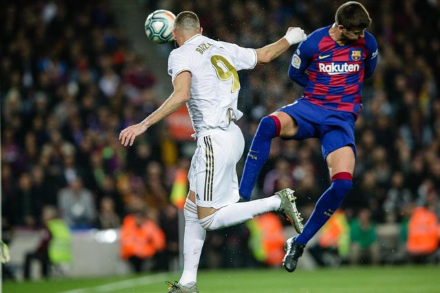 Benzema (Real Madrid) y Piqué (Barcelona)