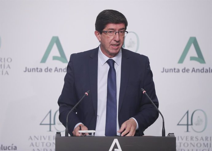 El vicepresidente de la Junta de Andalucía, Juan Marín,, en la rueda de prensa posterior a la reunión del Consejo de Gobierno de la Junta de Andalucía. En Sevilla, a 13 de octubre de 2020.