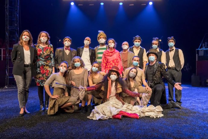 El Teatro Circo Price estrena 'Mil novecientos setenta sombreros'