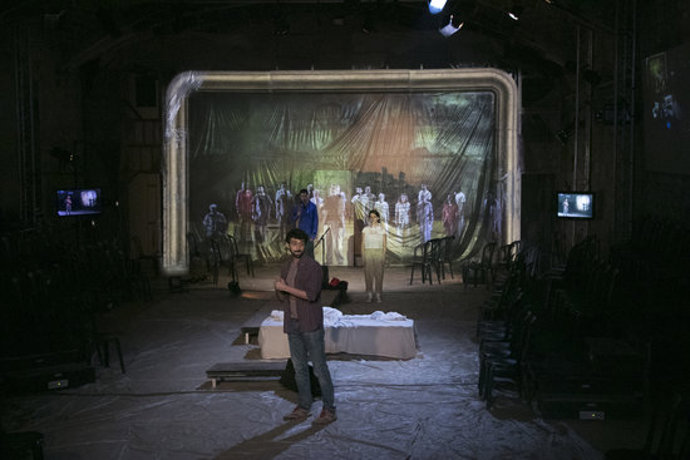 Assaig de l'espectacle 'Assedegats', de Wajdi Mouawad i Benot Vermeulen, al Teatre Biblioteca de Catalunya. (Horitzontal)