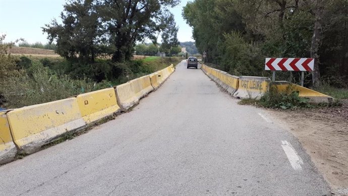 Ampliación del puente sobre el torrente de Folgueroles