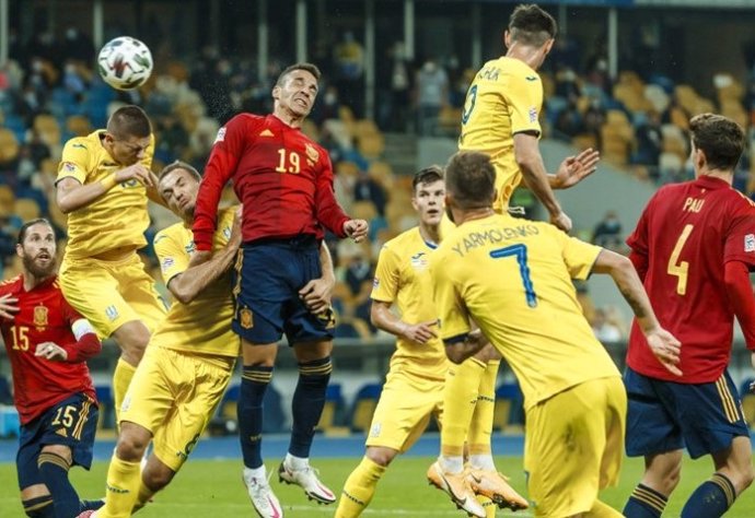 Fútbol/Selección.- Crónica del Ucrania - España, 1-0