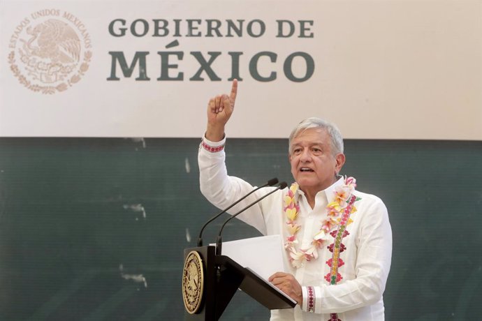 México.- López Obrador acusa a Austria de "apropiarse por completo" del penacho 