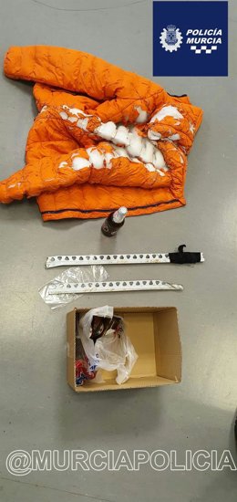 Detienen a dos jóvenes tras golpear presuntamente a otro con una barra de metal en Avenida Ciudad de Almería (Murcia)