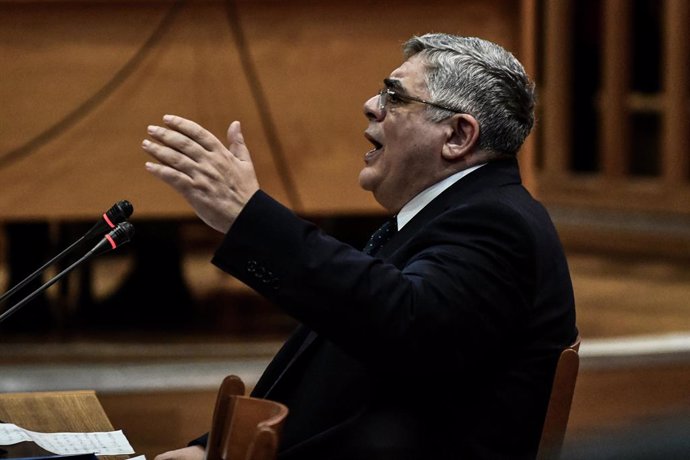 El líder d'Alba Daurada, Nikos Michaloliakos, durant el judici.