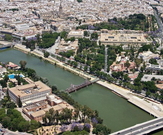 Sevilla.- Cs apoya reutilizar el puente de Alfonso XIII como pasarela, valora la