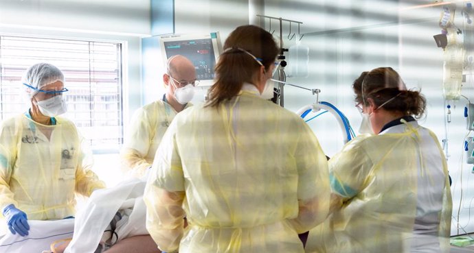 Coronavirus.- Varios hospitales de Países Bajos cierran sus urgencias ante el cr