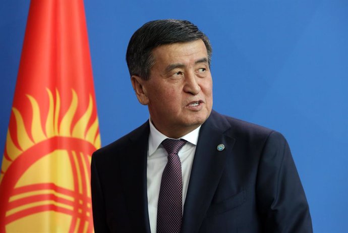 AMP2.- Kirguistán.- El presidente de Kirguistán se compromete a dimitir una vez 