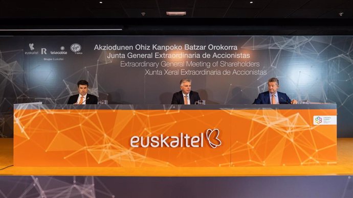 Economía.- (AMP) Euskaltel firma un acuerdo con Orange para ofrecer a sus client
