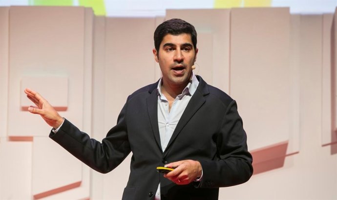 El analista geopolítico Parag Khanna será uno de los expertos que participarán en el Smart City Live