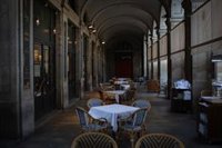 El TSJC veu "defectes de forma" en el tancament del Govern de bars i restaurants